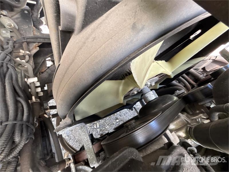 Isuzu NPR Caminhões com temperatura controlada