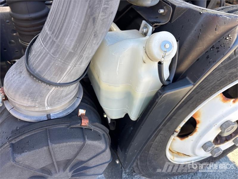 Isuzu NPR Otros camiones