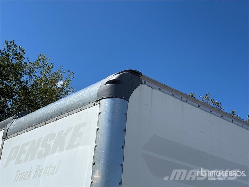 Isuzu NPR Box trucks