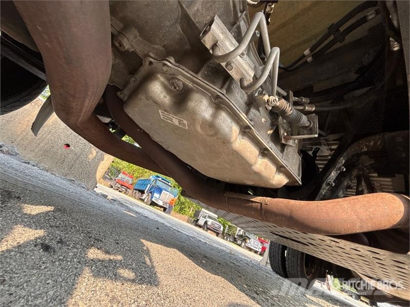 Isuzu NPR شاحنات بدرجة حرارة قابلة للضبط