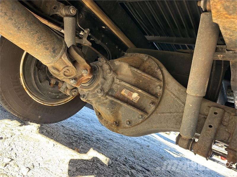 Isuzu NPR Otros camiones