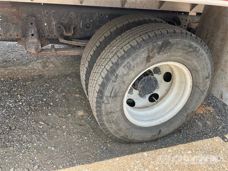 Isuzu NPR Sklápače