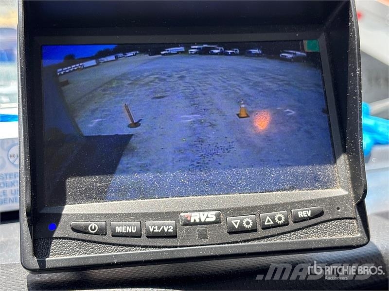 Isuzu NPR Caminhões com temperatura controlada
