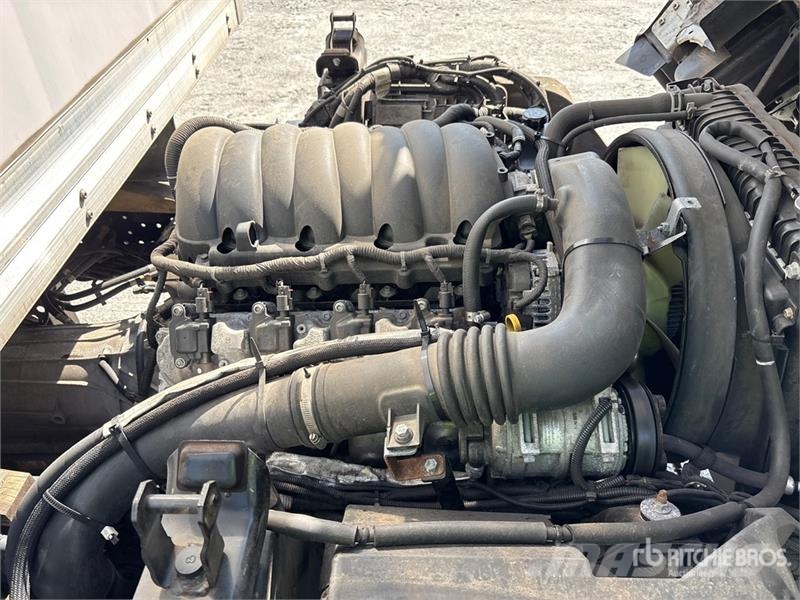 Isuzu NPR Caminhões com temperatura controlada