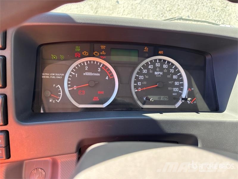 Isuzu NPR Otros camiones