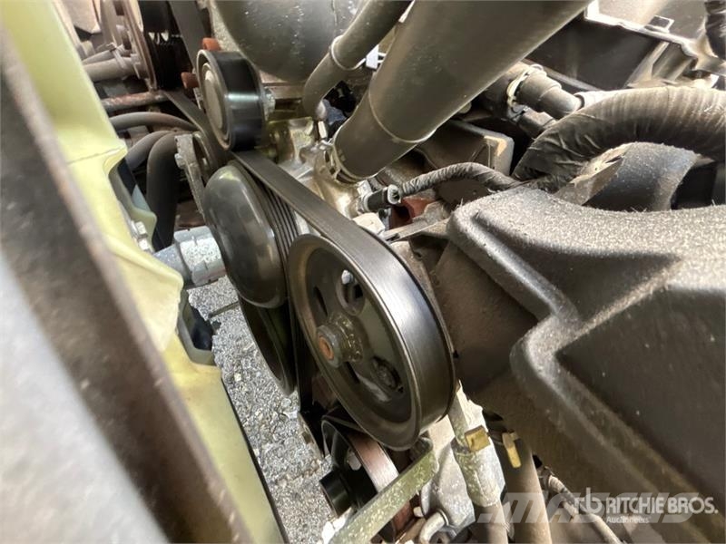 Isuzu NPR Caminhões com temperatura controlada