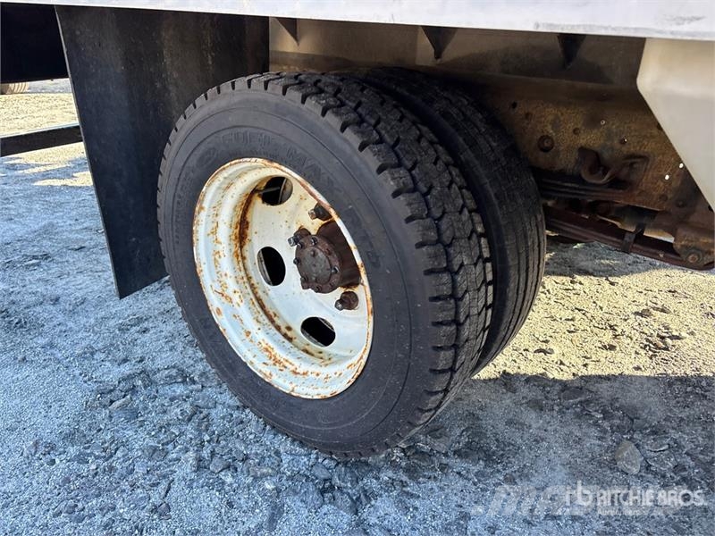 Isuzu NPR Otros camiones