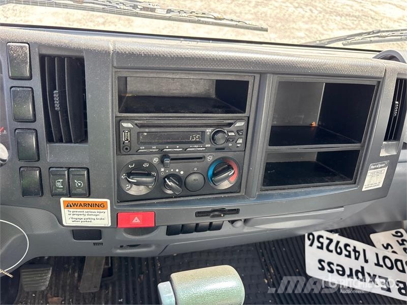 Isuzu NPR Box trucks