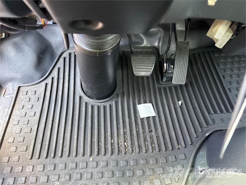 Isuzu NPR Caminhões com temperatura controlada