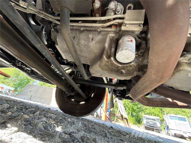 Isuzu NPR Caminhões com temperatura controlada