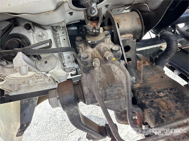 Isuzu NPR Otros camiones