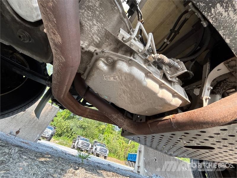 Isuzu NPR شاحنات بدرجة حرارة قابلة للضبط