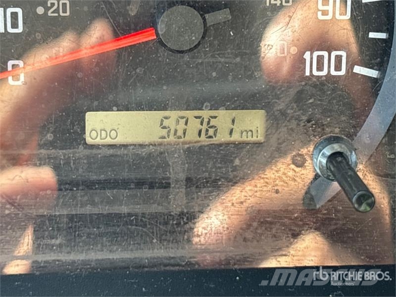 Isuzu NPR Caminhões com temperatura controlada