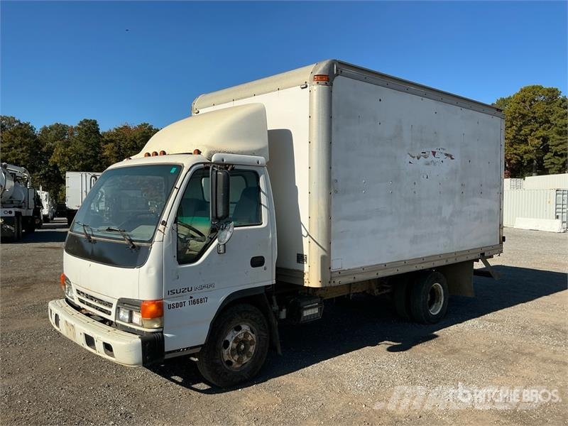 Isuzu NPR Skapbiler
