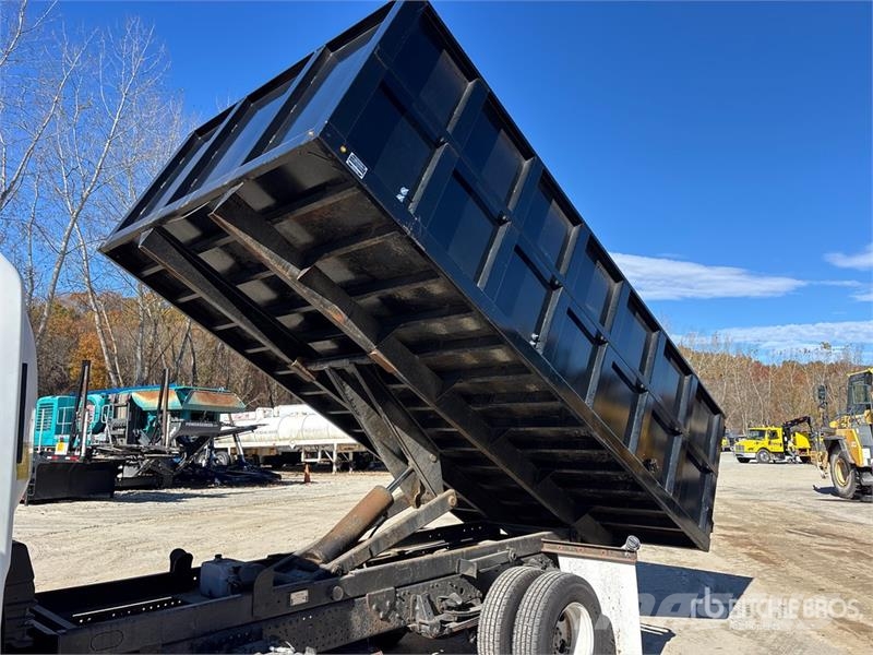 Isuzu NPR Tippbilar