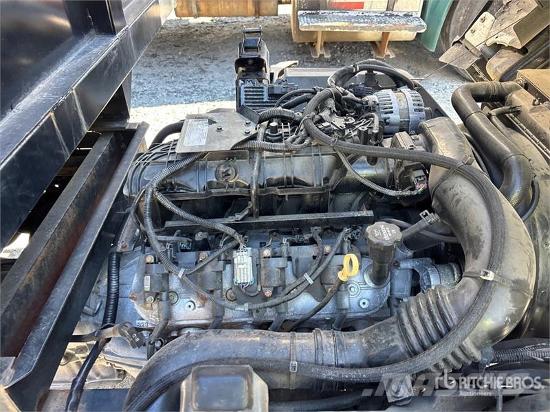 Isuzu NPR Tippbilar