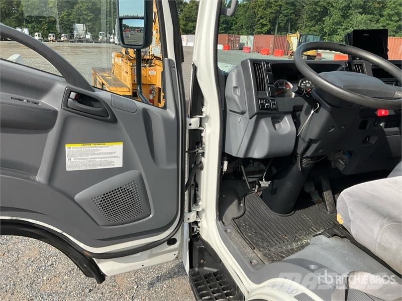 Isuzu NPR Camion a temperatura controllata
