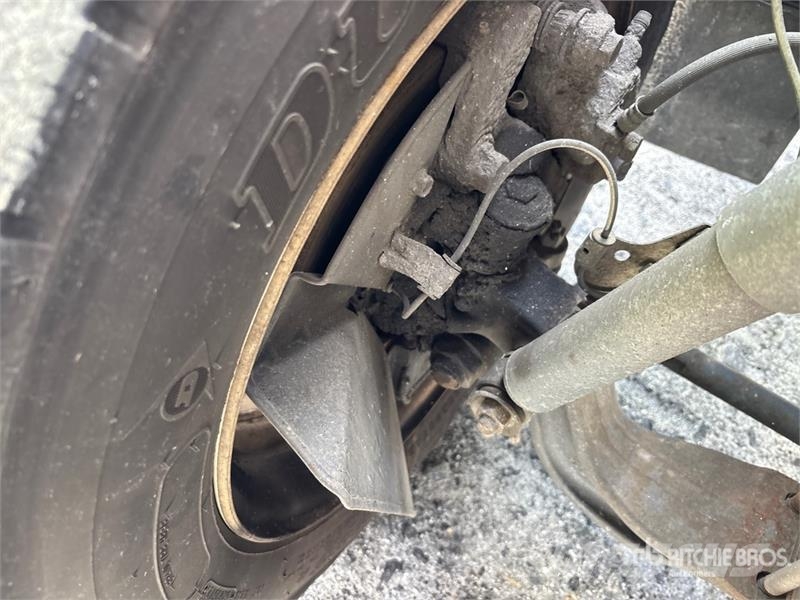 Isuzu NPR Caminhões com temperatura controlada