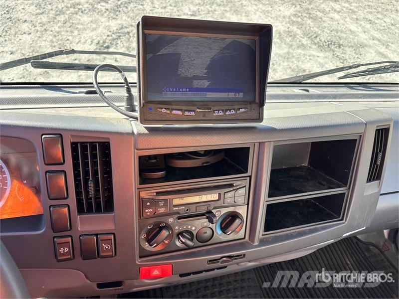 Isuzu NPR Otros camiones