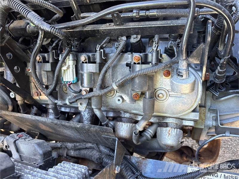Isuzu NPR Tippbilar