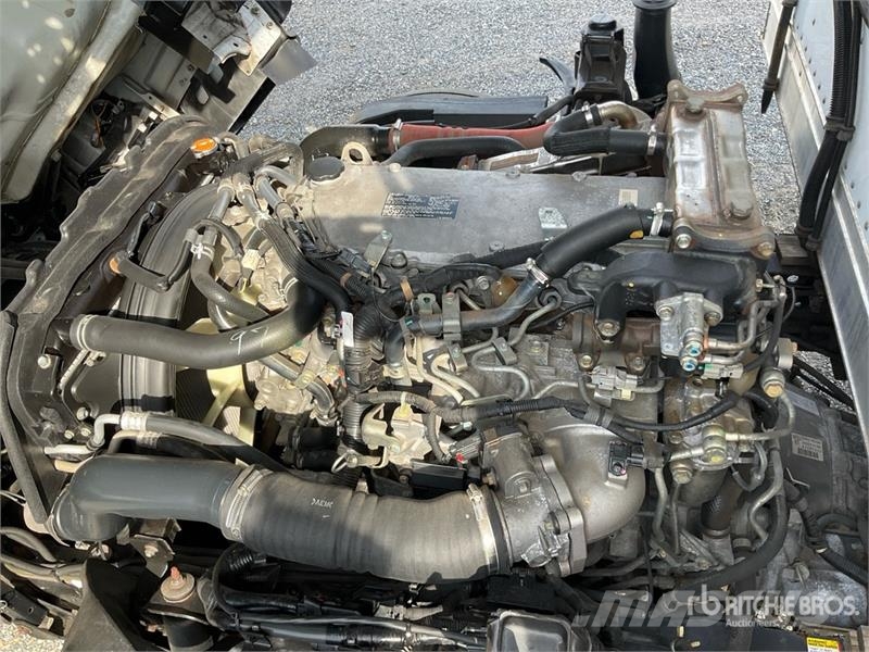 Isuzu NPR Camion a temperatura controllata