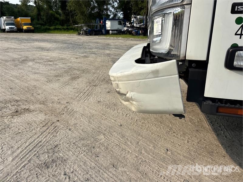 Isuzu NPR شاحنات بدرجة حرارة قابلة للضبط