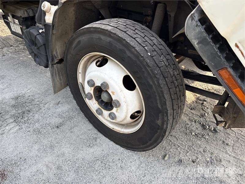 Isuzu NPR HD Frigofrik kamyonlar