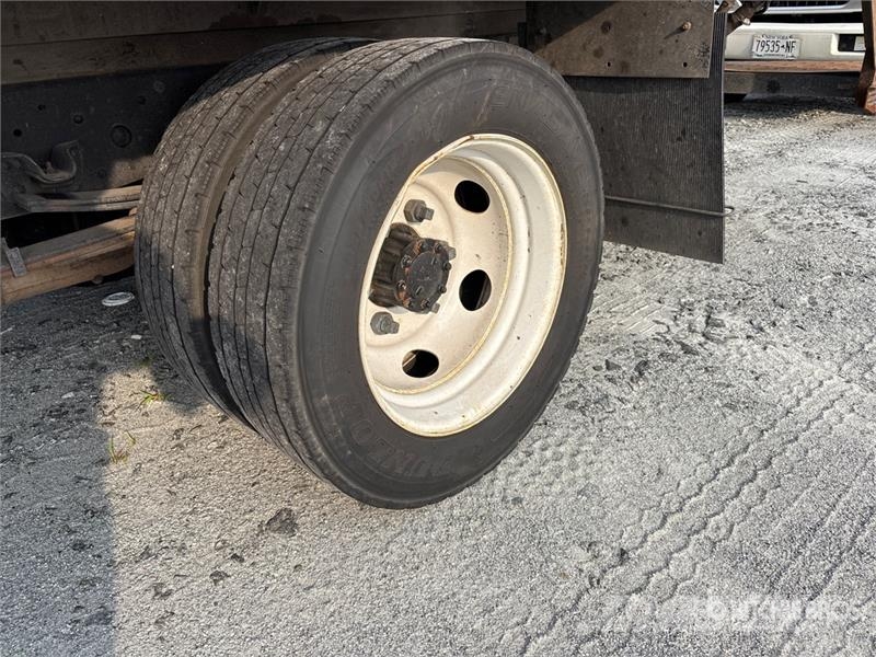 Isuzu NPR HD Frigofrik kamyonlar