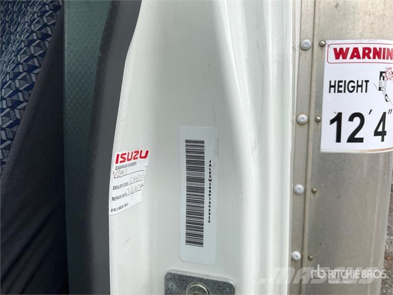 Isuzu NRR Box trucks