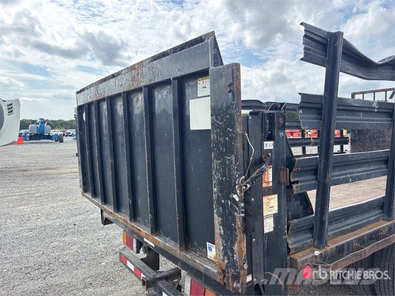 Isuzu NRR 4x2 Flatbed Truck Camiões estrado/caixa aberta