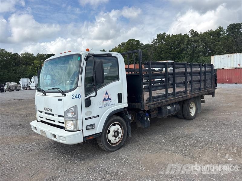 Isuzu NRR 4x2 Flatbed Truck Camiões estrado/caixa aberta