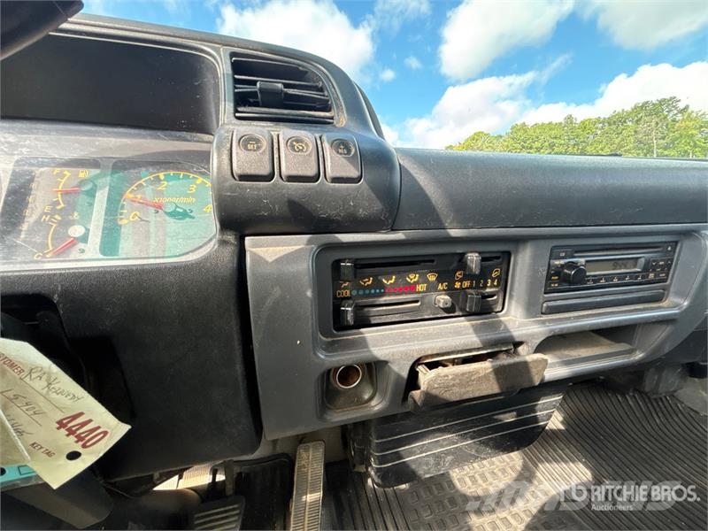 Isuzu W4500 Diger kamyonlar