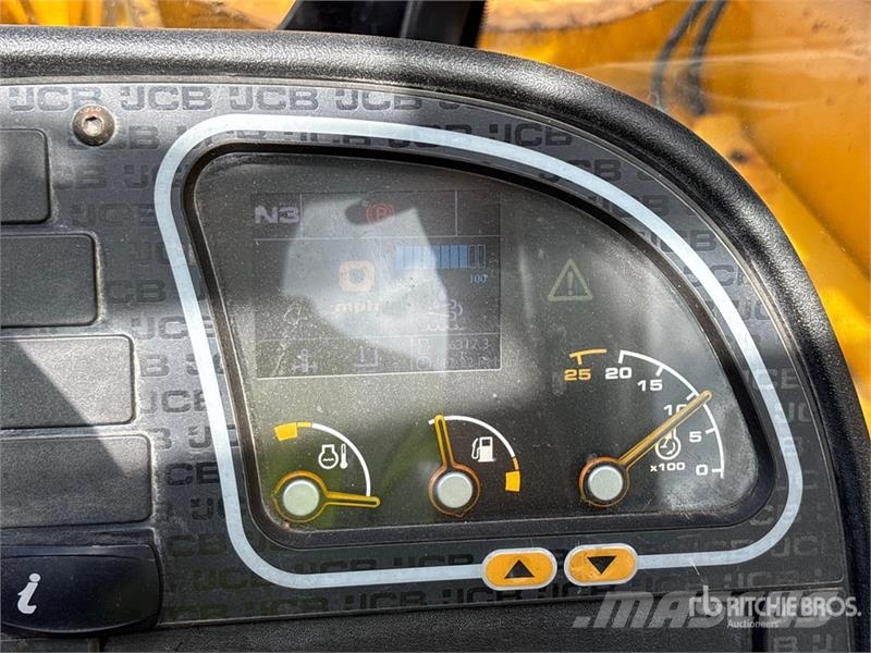 JCB 512-56 مناولات متداخلة