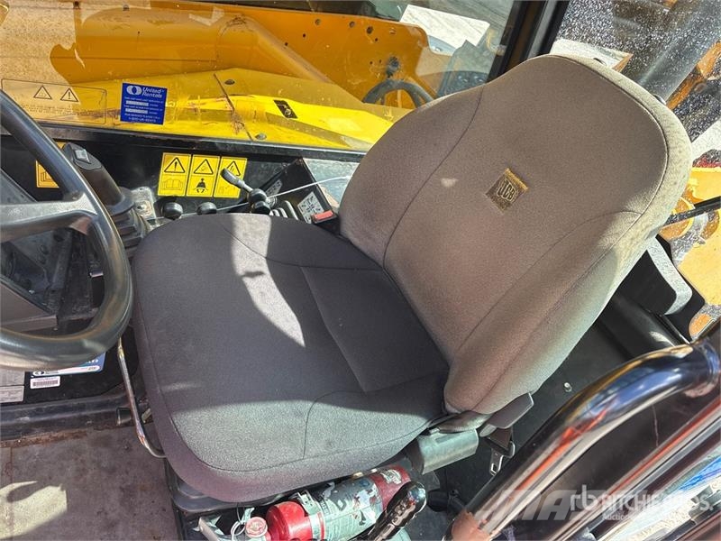 JCB 512-56 مناولات متداخلة