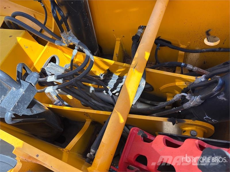JCB 512-56 مناولات متداخلة