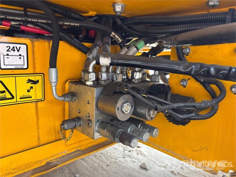 JCB S1930E Škarjaste dvižne ploščadi