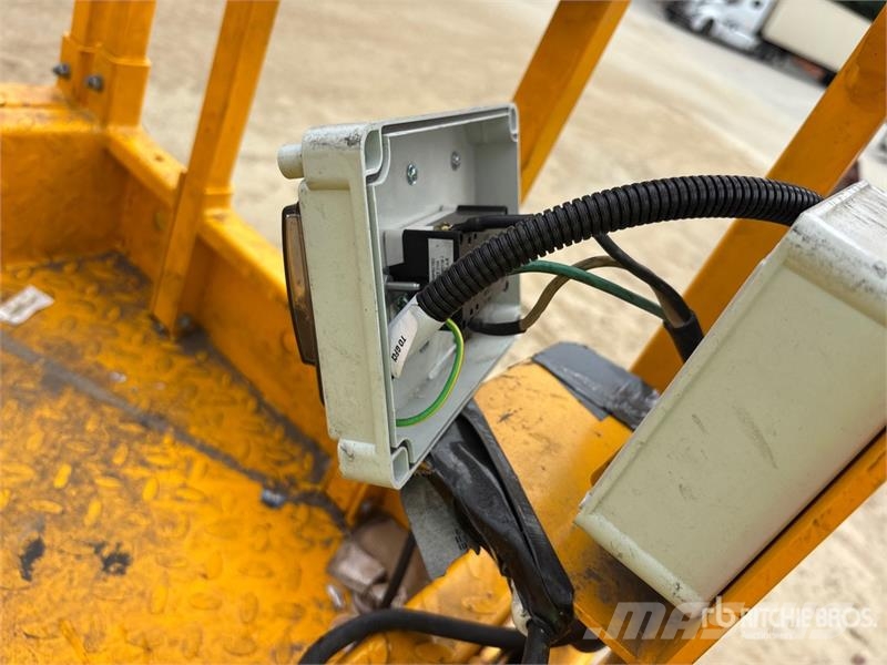 JCB S1930E Škarjaste dvižne ploščadi