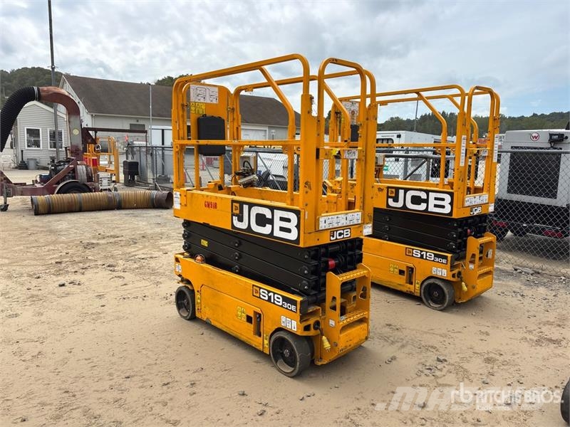 JCB S1930E Škarjaste dvižne ploščadi