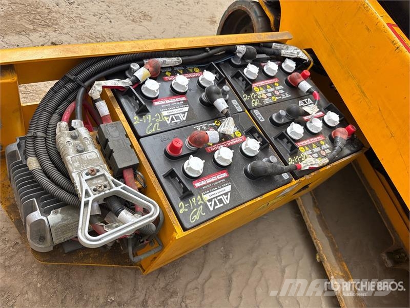 JCB S1930E Škarjaste dvižne ploščadi