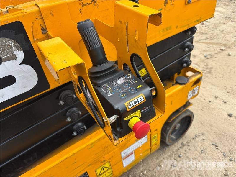 JCB S1930E Škarjaste dvižne ploščadi