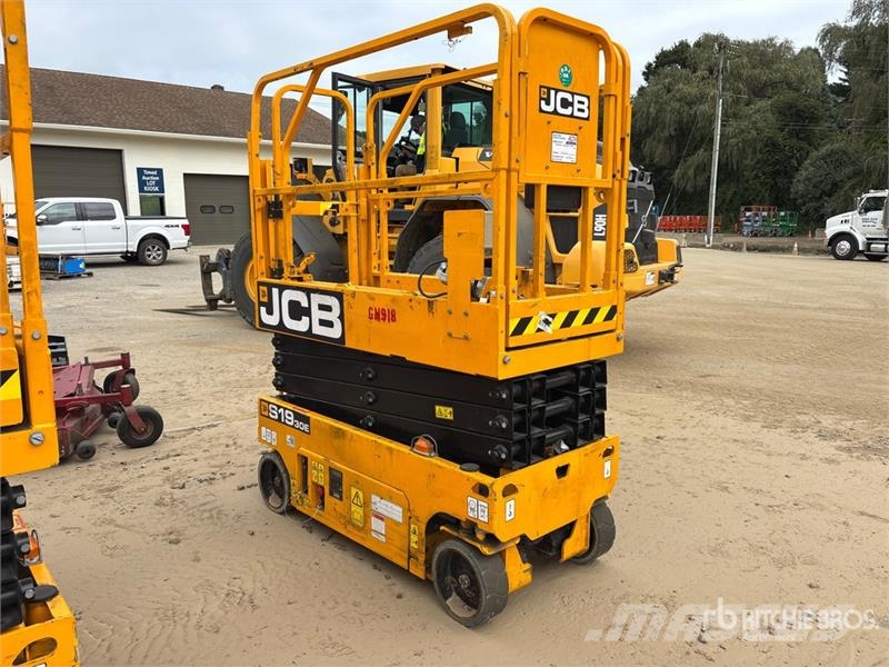 JCB S1930E Škarjaste dvižne ploščadi