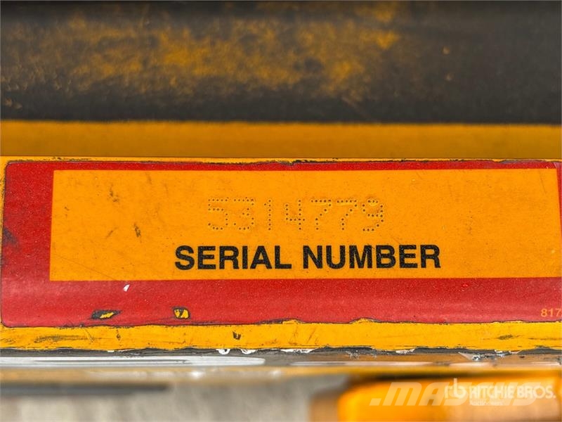 JCB S1930E Škarjaste dvižne ploščadi