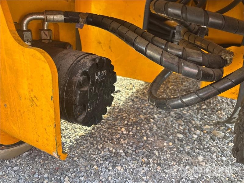 JCB S2632E Electric Scissor Lift رافعات مقصية الشكل