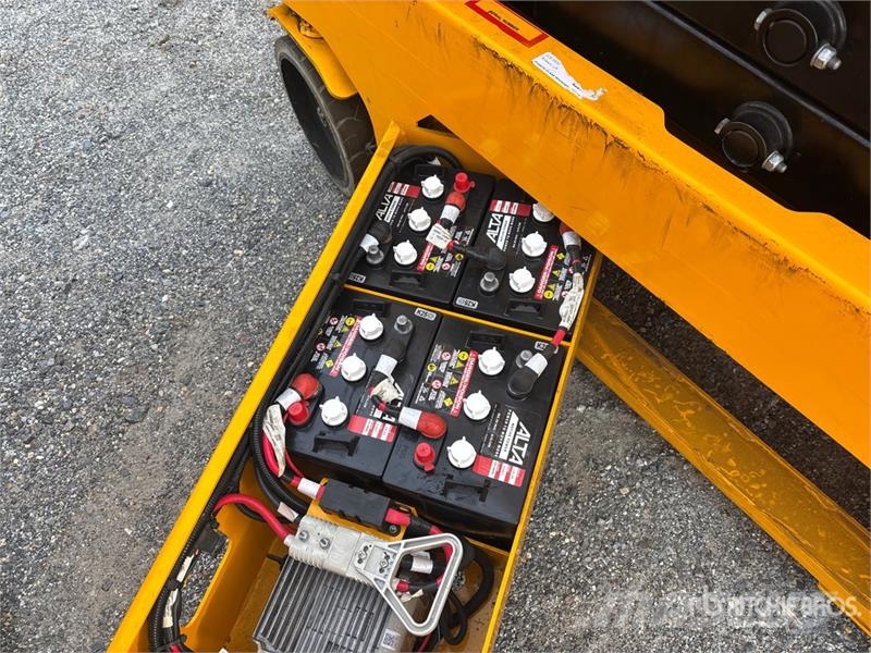 JCB S2632E Electric Scissor Lift رافعات مقصية الشكل