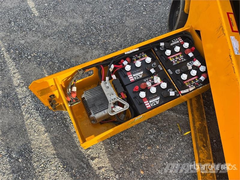 JCB S2632E Electric Scissor Lift رافعات مقصية الشكل