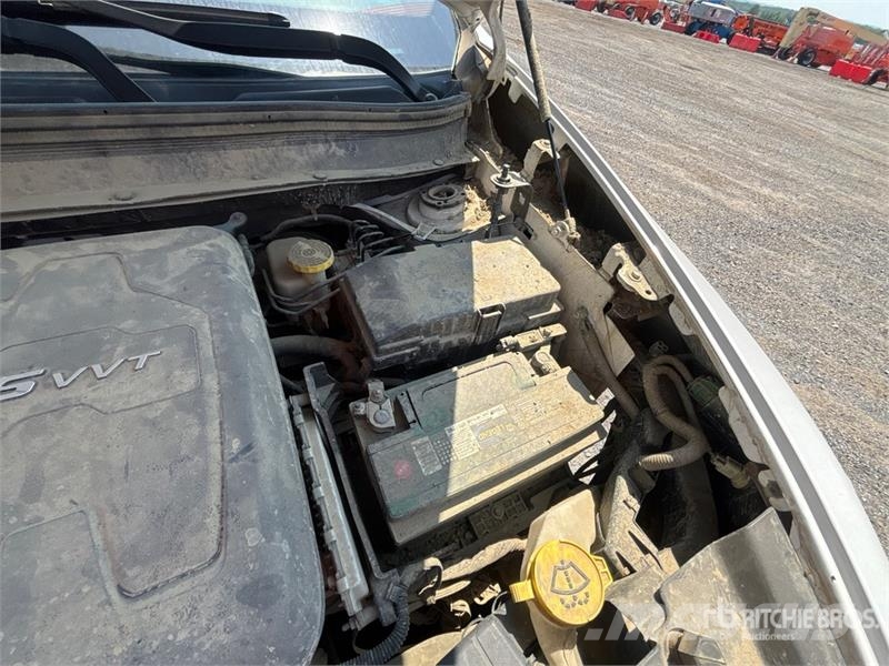 Jeep Cherokee Latitude 4WD SUV Auto's