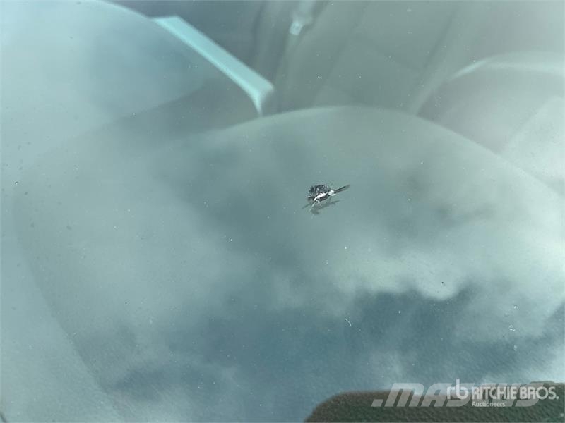 Jeep Grand Cherokee Laredo Avtomobili