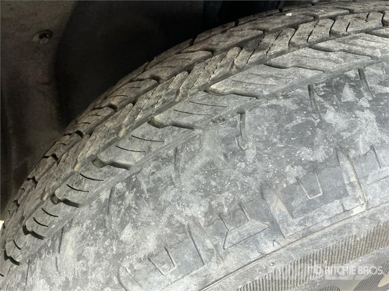 Jeep Grand Cherokee Laredo Avtomobili