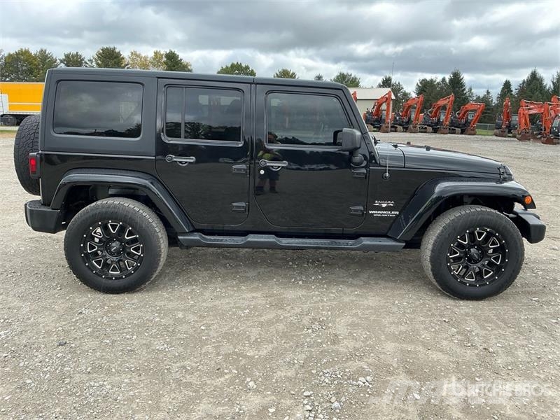 Jeep Wrangler Unlimited Sahara Avtomobili