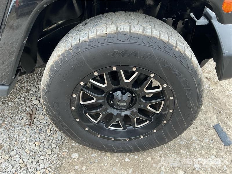 Jeep Wrangler Unlimited Sahara Avtomobili
